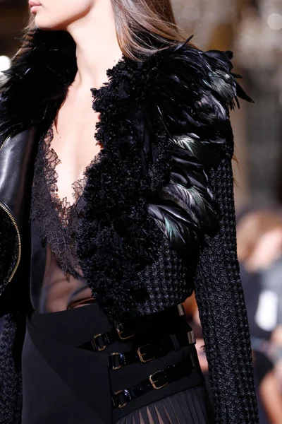 Look 34